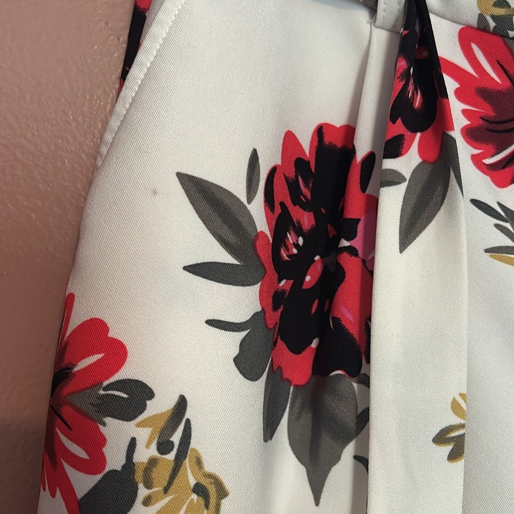 LIKE AN ANGEL FLORAL PANTS SZ L - Picture 6 of 9